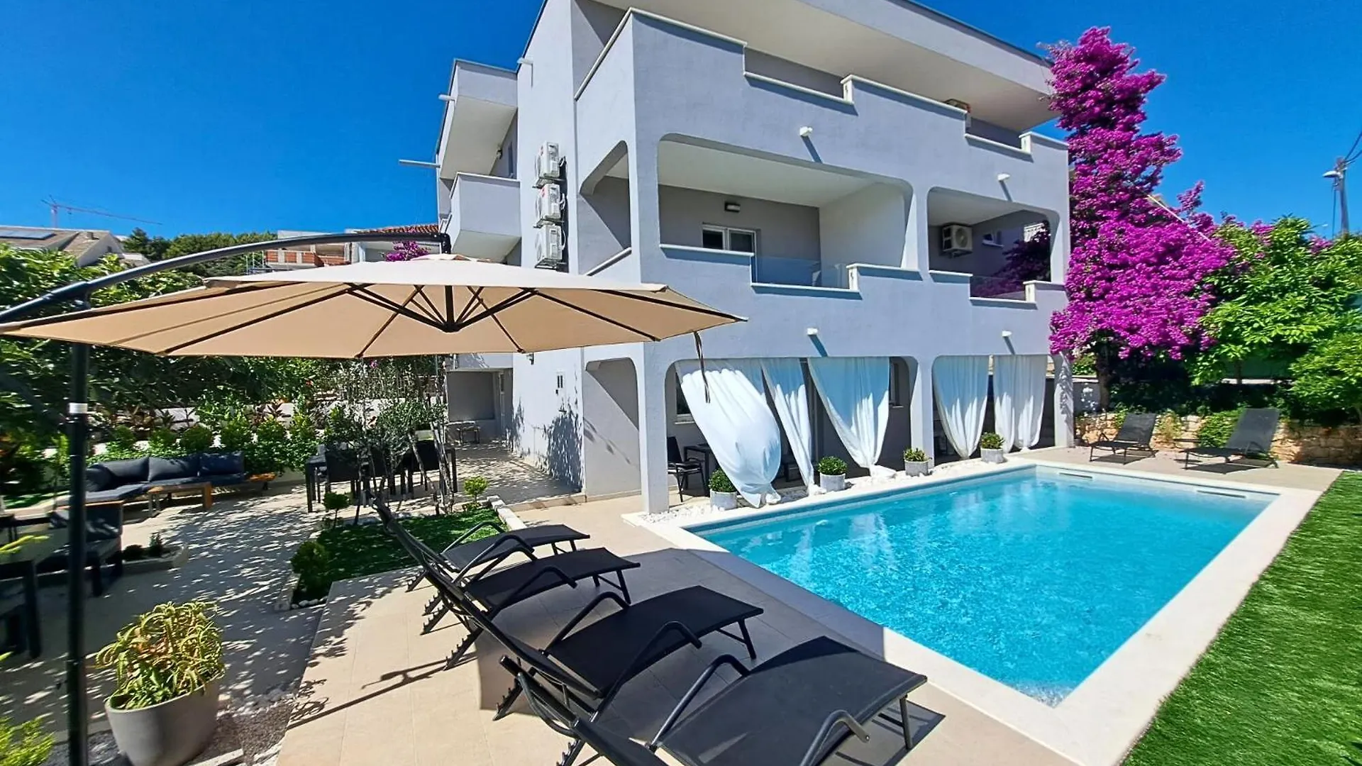 Paulina Harmony Rooms Seget Vranjica
